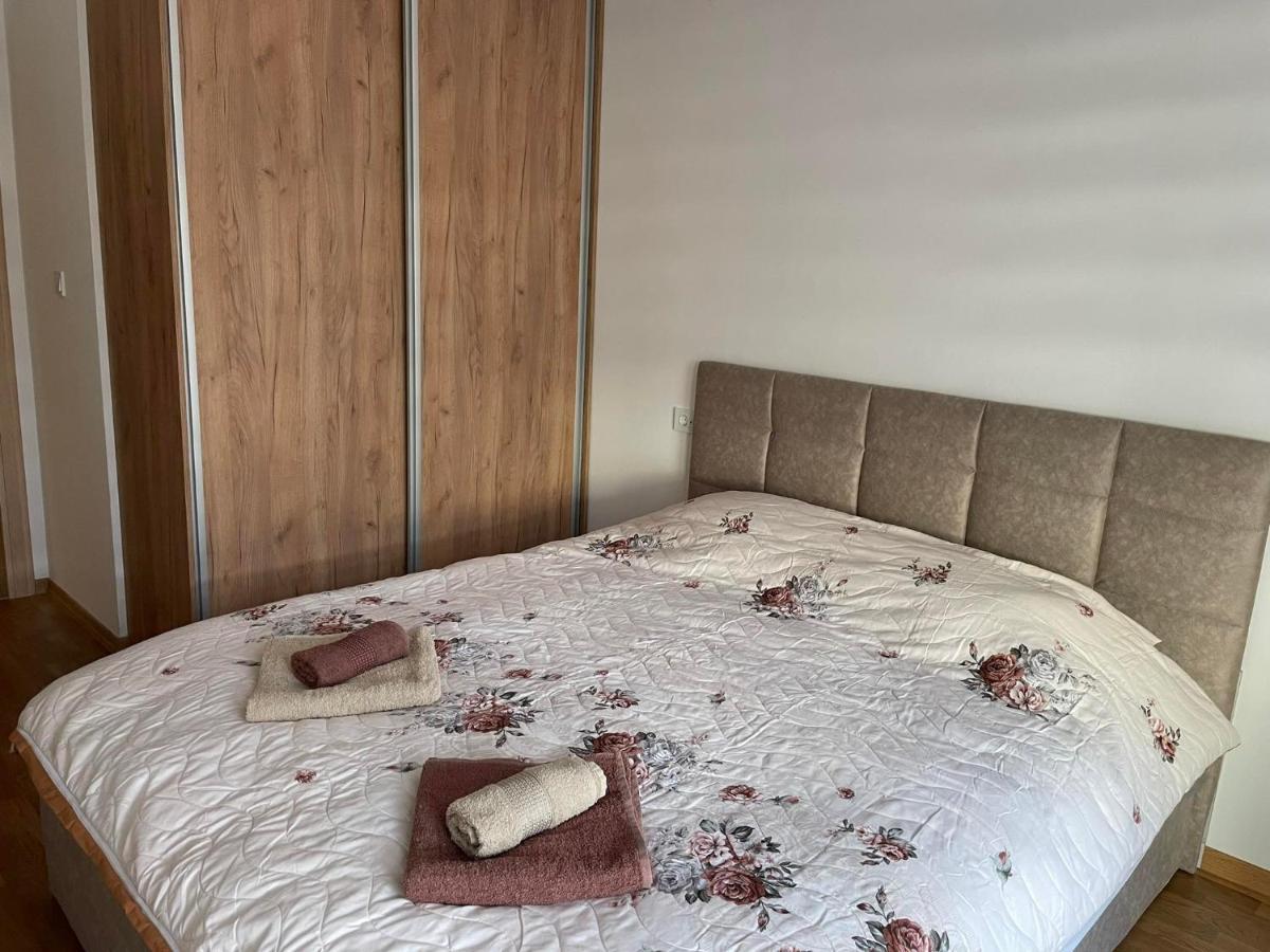 Golden Apartments Скопье Экстерьер фото